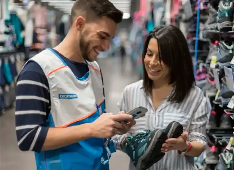 La multinacional francesa Decathlon amplía su equipo para responder a la alta demanda en temporada de fin de año. FOTO: CORTESÍA