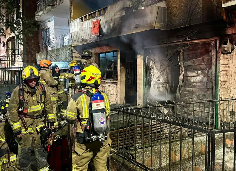 La emergencia fue atendida por tres tripulaciones del cuerpo de bomberos. FOTO: Cortesía Dagrd