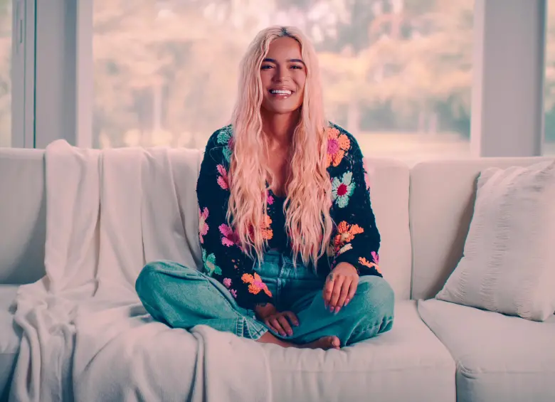 Karol G en las grabaciones de su documental con Netflix, Mañana fue muy bonito. Ya disponible en la plataforma. FOTO Cortesía