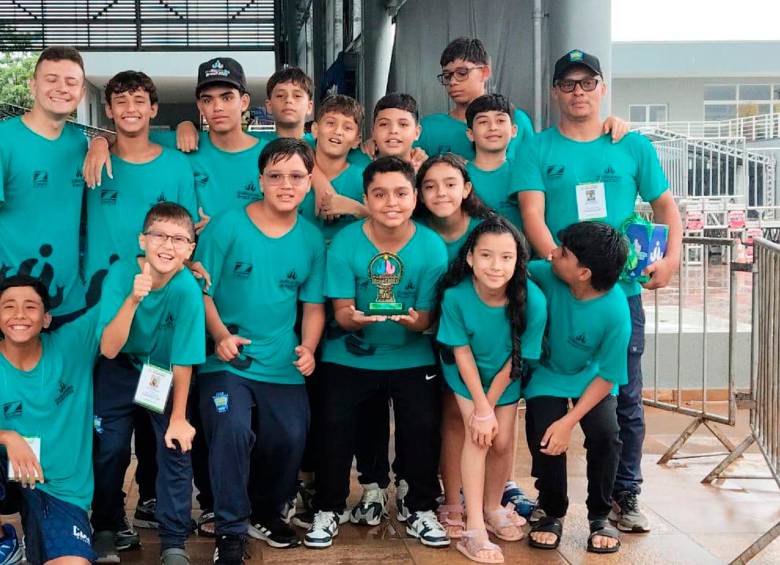 En Brasil, la representación de polo acuático de Copacabana dejó huella. Foto: Cortesía