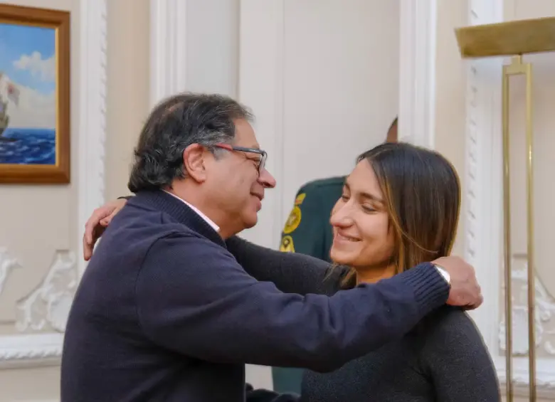 Gustavo Petro y Laura Sarabia han estado muy unidos desde el comienzo del Gobierno, hasta ahora. Foto: Archivo EL COLOMBIANO.