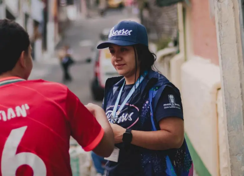 El documental construye su relato a partir de tres historias concretas: las de Marcela, Alejandro y Juan Sebastián. FOTO: Cortesía Alcaldía de Medellín