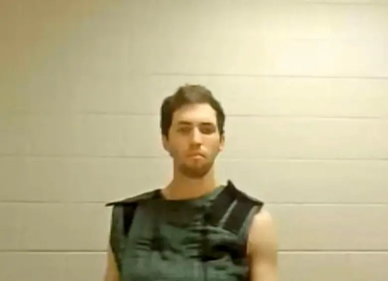 Captura de pantalla de la transmisión en vivo de la Corte de Utah del juicio a Tyler Robinson, el sospechoso del asesinato del activista político Charlie Kirk. FOTO: AFP