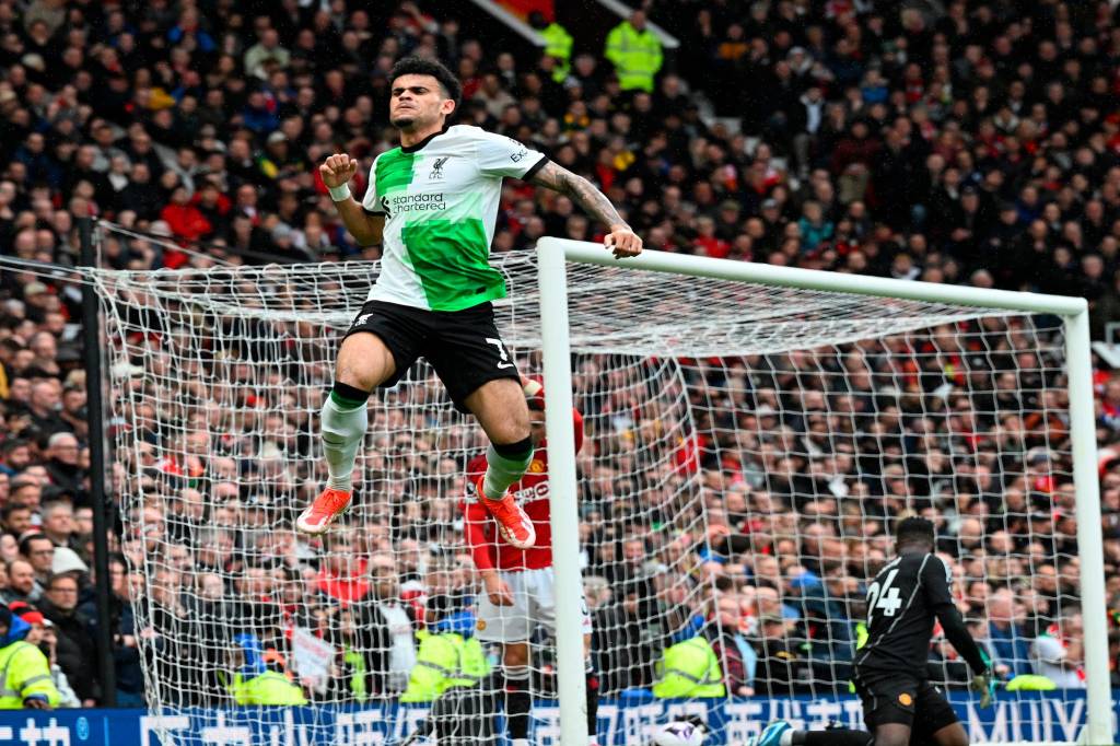 Luis Díaz es pretendido por otros grande de Europa. FOTO @LFC