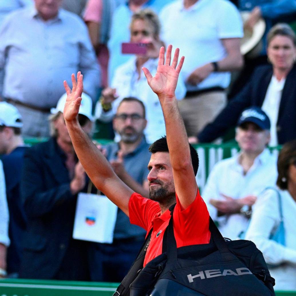 Novak Djokovic se mantiene en el primer lugar del ranking ATP a buena distancia de Jannick Sinner y Carlos Alcaraz, sus jóvenes perseguidores. FOTO Tomada de ‘X’: @DjokerNole