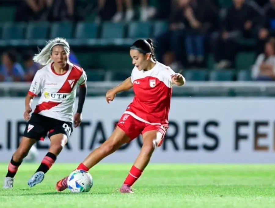 Independiente Santa Fe goleó en su debut en la Copa Libertadores Femenina que s disputa en Buenos Aires, Argentina. FOTO TOMADA X @LibertadoresFEM