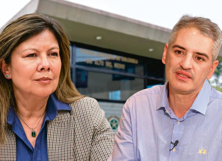 La fiscal Luz Adriana Camargo, el gobernador Andrés Julián Rendón, y detrás uno de los CAI en plena operación. FOTO ARCHIVO