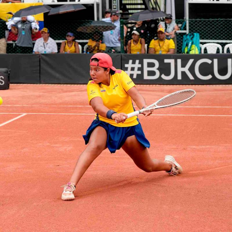 Colombia se adelantó en la serie por la Billie Jean King Cup ante Ecuador, gracias a los triunfos de Valentina Mediorreal y Emiliana Arango. FOTO CORTESÍA FEDECOLTENIS 
