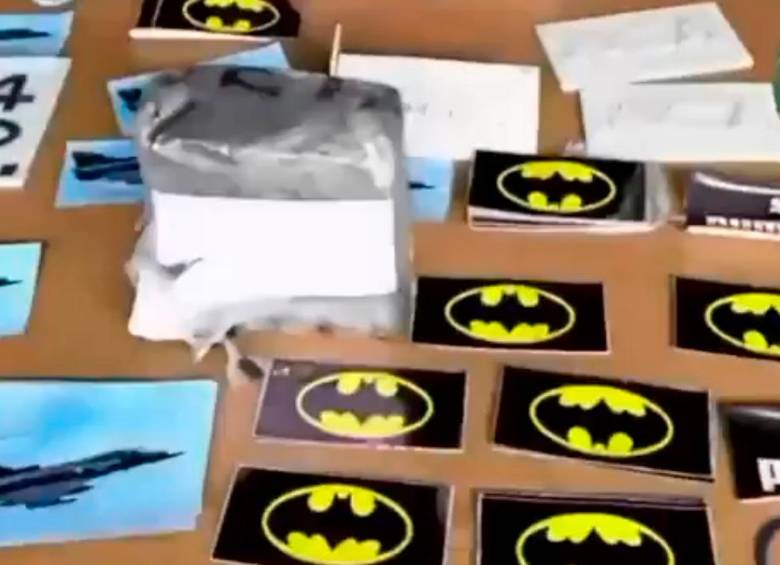 Estas son las marquillas para los bloques de cocaína que fueron encontradas por la Policía en el laboratorio de Alisales, en Pasto. FOTO: CORTESÍA DE POLICÍA.