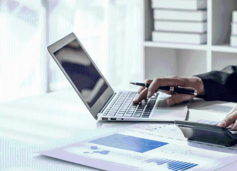 Las ofertas en el sector financiero están ublicadas principalmente en Bogotá y Medellín. FOTO: GETTY