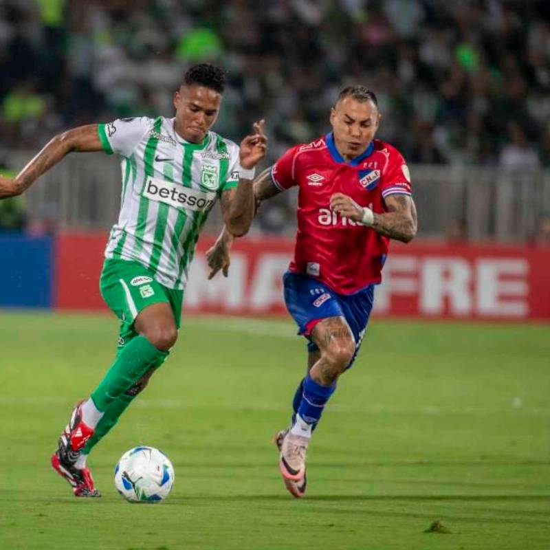 Imágenes de la primera fecha de la fase de grupos, en la que Nacional goleó 3-0 a su homónimo uruguayo en el Atanasio. FOTO JUAN ANTONIO SÁNCHEZ