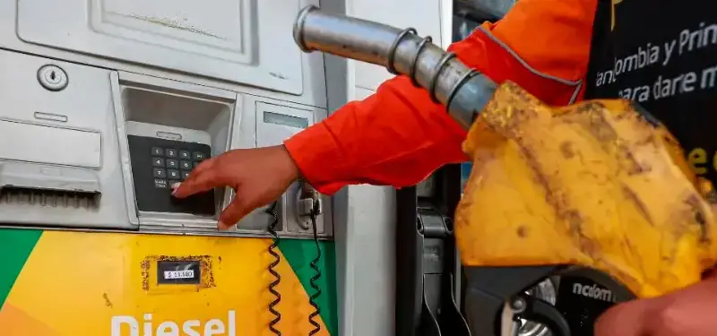 ¡Atento! Nuevo proyecto cambiaría el precio del diésel en Colombia