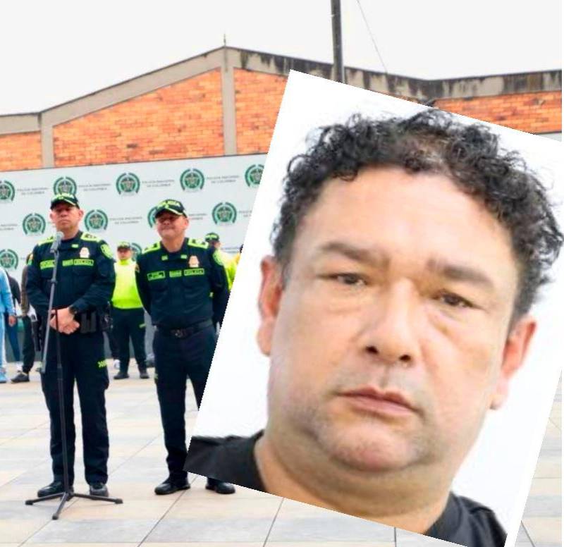 El alcalde Carlos F. Galán y la cúpula de la Policía Metropolitana de Bogotá presentaron la captura de 23 miembros de “el Mesa”; luego el mandatario lamentó el beneficio a “el Montañero” (en el recuadro). FOTOS: CORTESÍA Y ALCALDÍA DE BOGOTÁ.