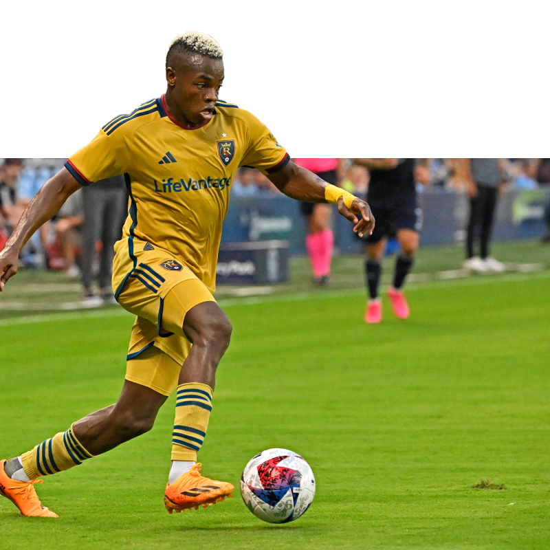 El colombiano Carlos Andrés Gómez es el rey del regate en Brasil y solo es superado por Lamine Yamal a nivel mundial