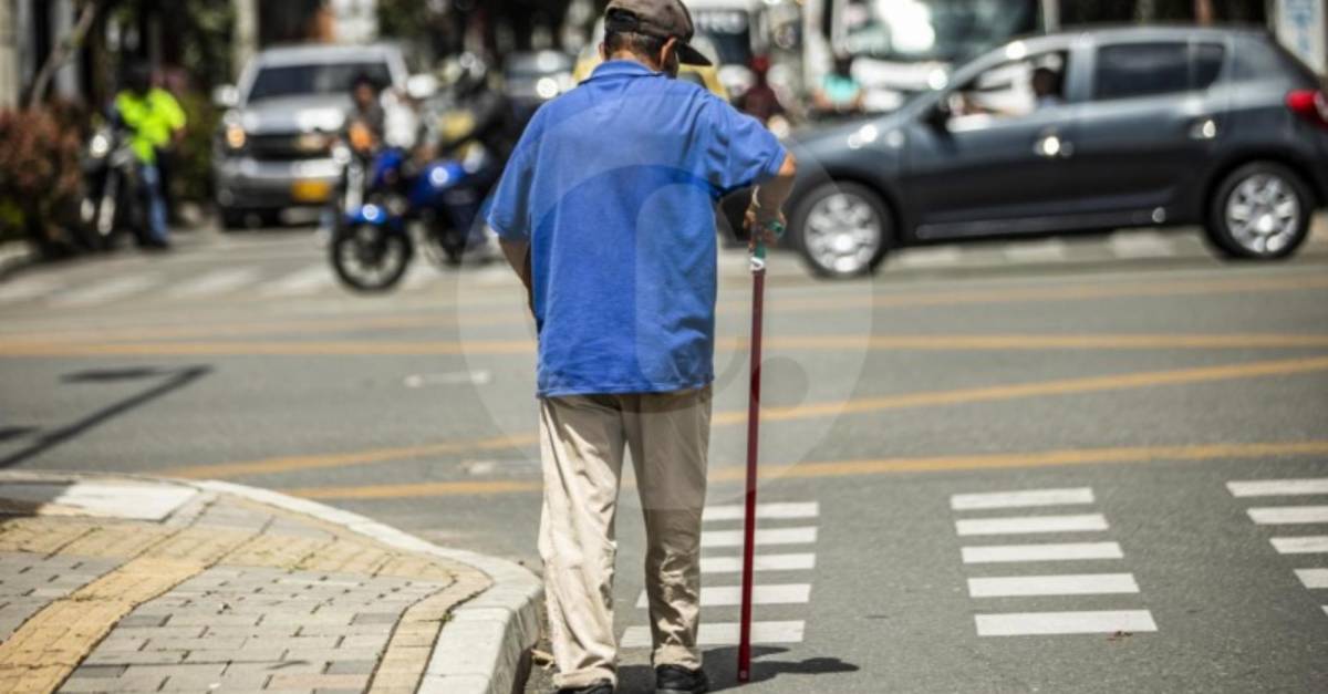 Lamentable Cerca De Adultos Mayores Est N Abandonados En Bogot