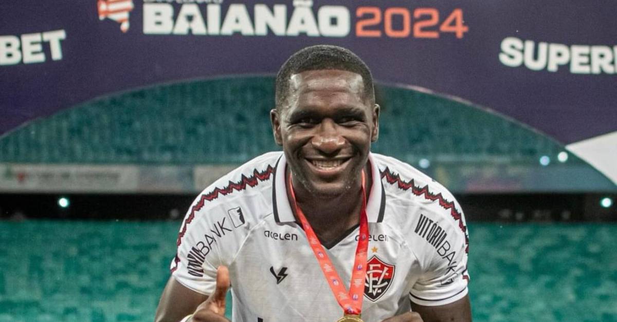 Cristian Zapata demandó a San Lorenzo ante la Fifa por cuantiosa deuda