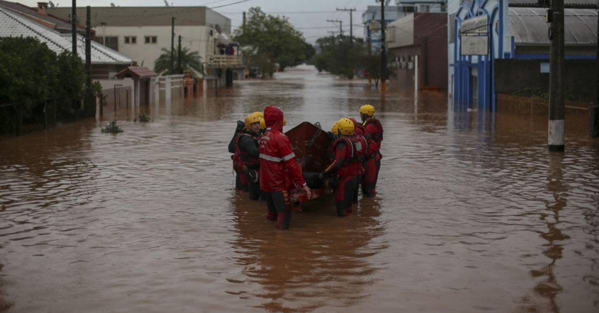 Inundaciones Por Fuertes Lluvias Dejan Al Menos 56 Muertos Y 67