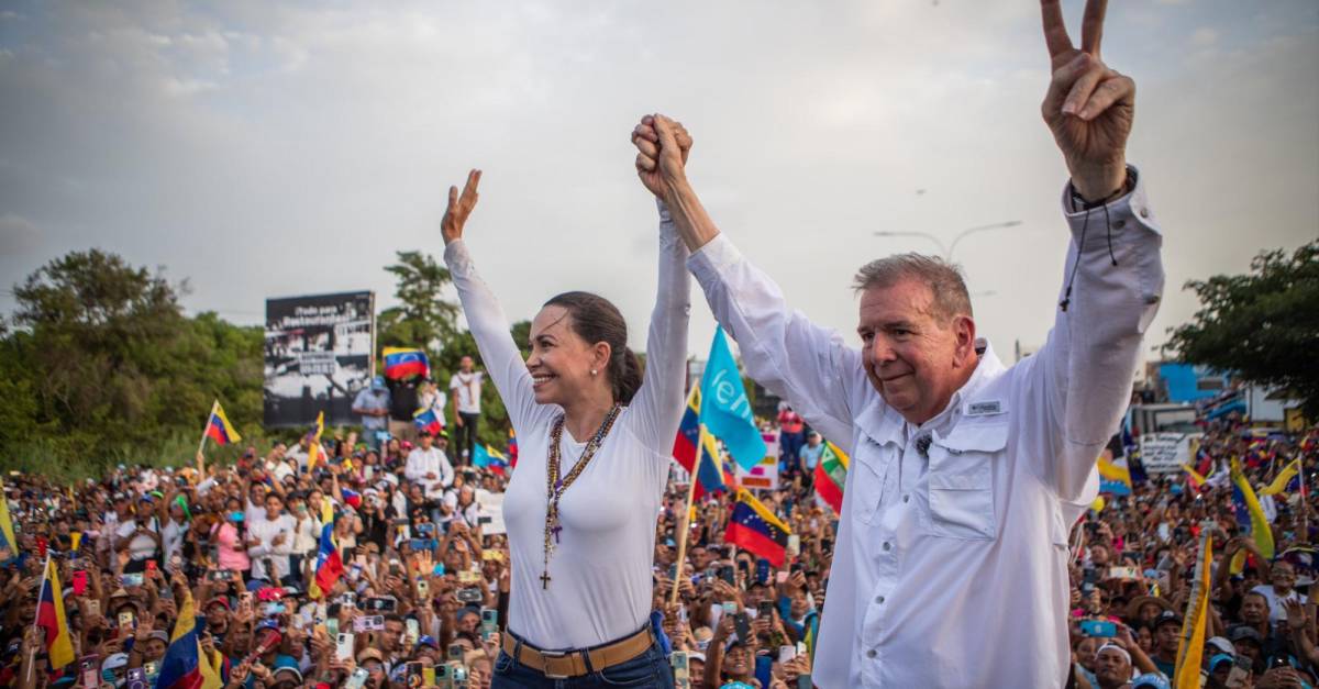 La metamorfosis de Edmundo González el opositor que aventaja a Maduro