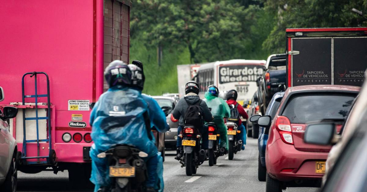 La Lluvia Complic La Movilidad En Medell N As Est N Las V As De La