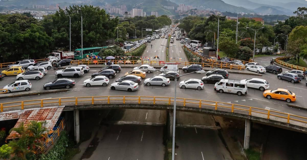 Pilas Este Jueves Le Corresponde El Pico Y Placa Al 7 Y Al 1