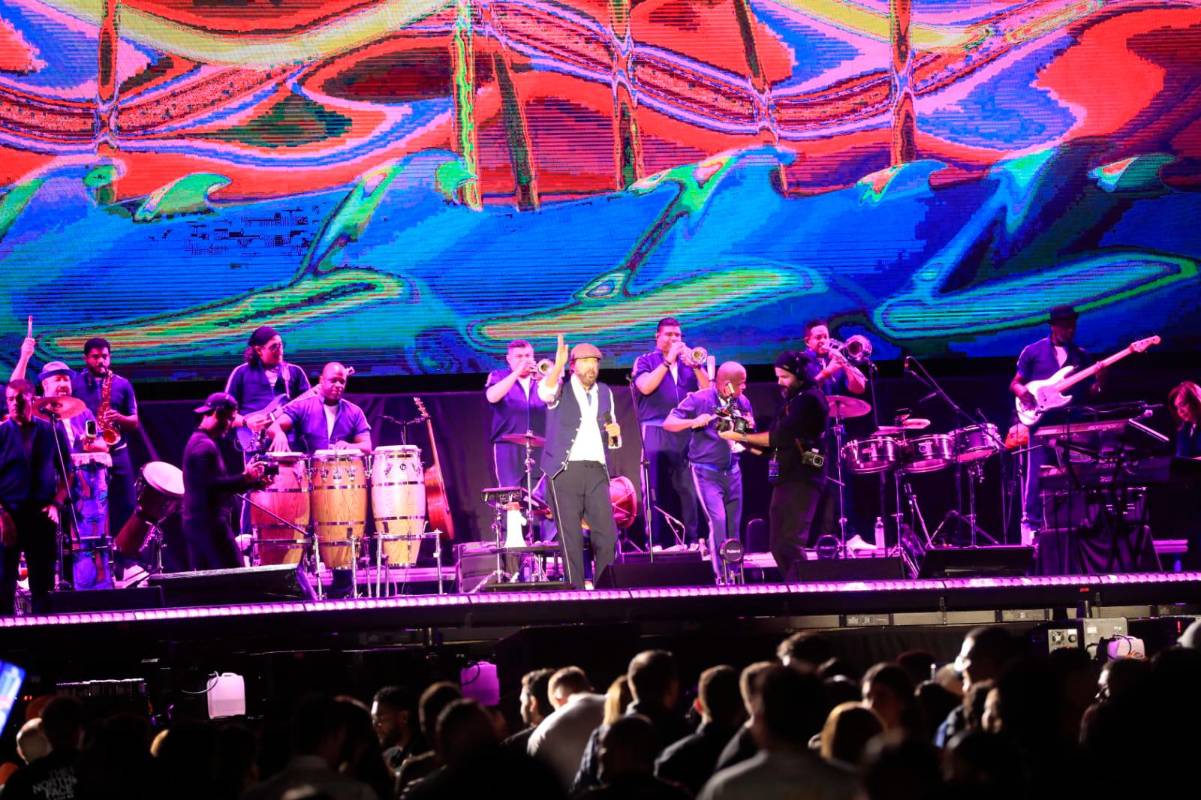 El artista dominicano es toda una leyenda en el merengue. Quien siguió en el escenario es Juanes. FOTO Esneyder Gutiérrez