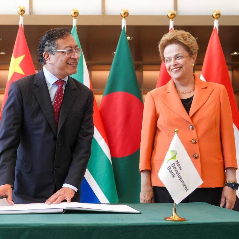 Presidente Gustavo Petro y Dilma Rousseff, presidenta del Banco de Desarrollo (NDB) del grupo BRICS. Foto: Presidencia