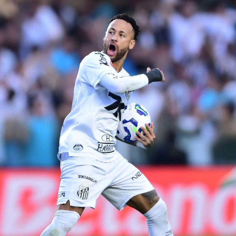 Neymar aportó en la cancha para el triunfo 2-0 del Santos sobre Remo por el Brasileirão, sin embargo generó malestar por las declaraciones dadas a los medios finalizado el encuentro. Foto: Getty Images
