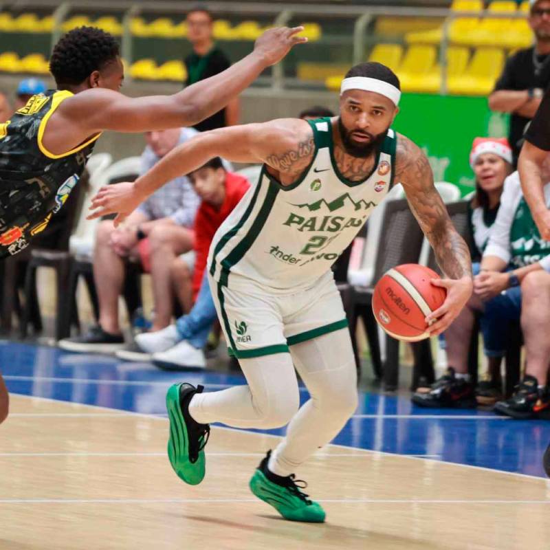 El norteamericano Marcus Crawford es una de las cartas fuertes de Paisas en la Liga Profesional de Baloncesto, en busca del bicampeonato. FOTO MANUEL SALDARRIAGA