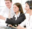 Equipo de Tessi en Colombia trabajando en áreas de call center y atención al cliente.