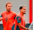 Harry Kane junto a Luis Díaz en los entrenamientos del Bayern de Múnich. FOTO AFP