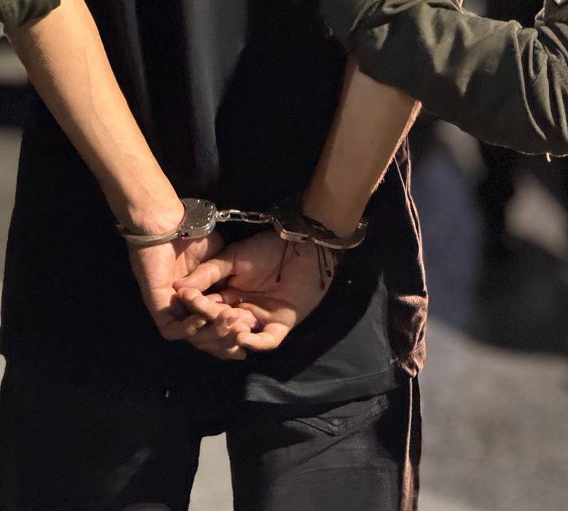 Imagen de referencia de una persona detenida en Medellín. FOTO: Cortesía