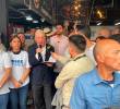 El expresidente hizo una intervención pública, en compañía de varios políticos antioqueños del Centro Democrático, militantes y ciudadanos que lo apoyan. FOTO Manuel Saldarriaga