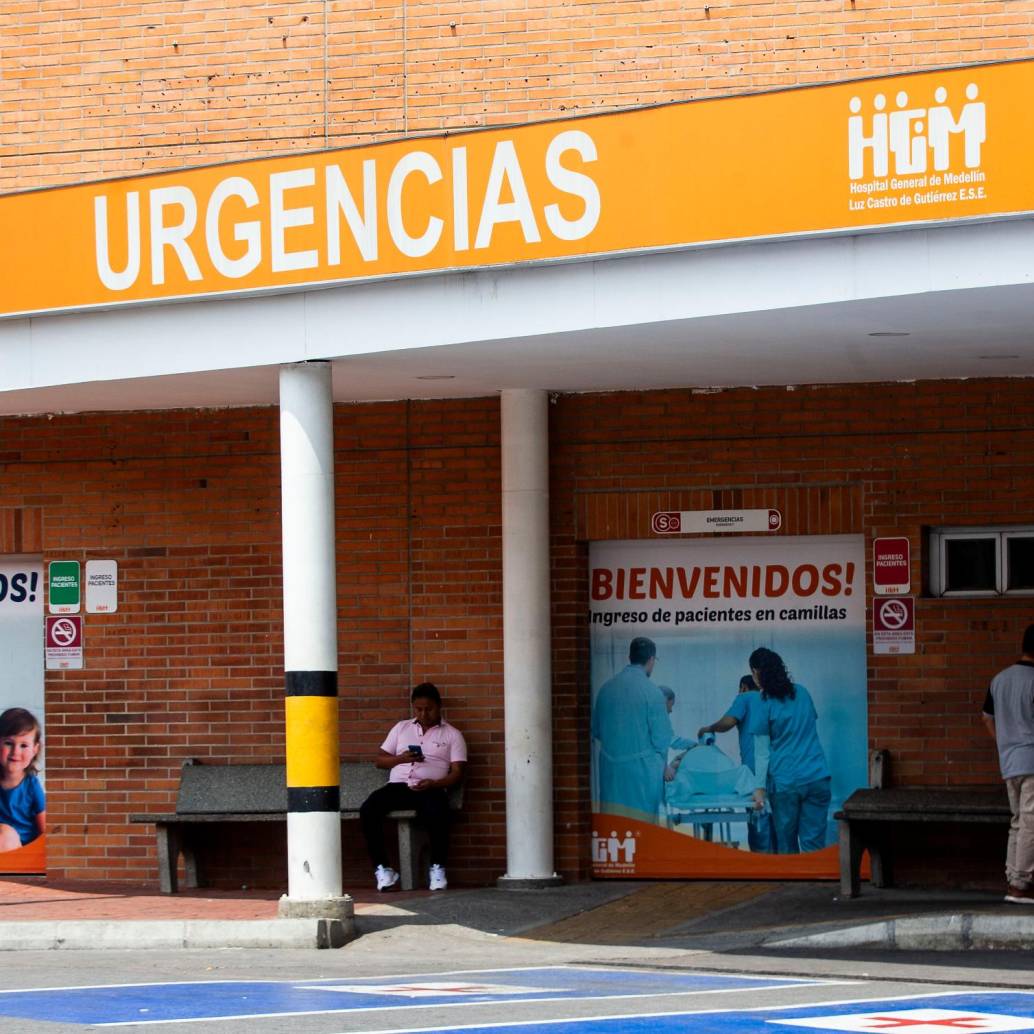 El software para el nuevo sistema de salud del magisterio está en manos de un viejo contratista que lleva 15 años ganándose el contrato de salud de los maestros en los departamentos de Antioquia y Chocó. Foto El Colombiano. 