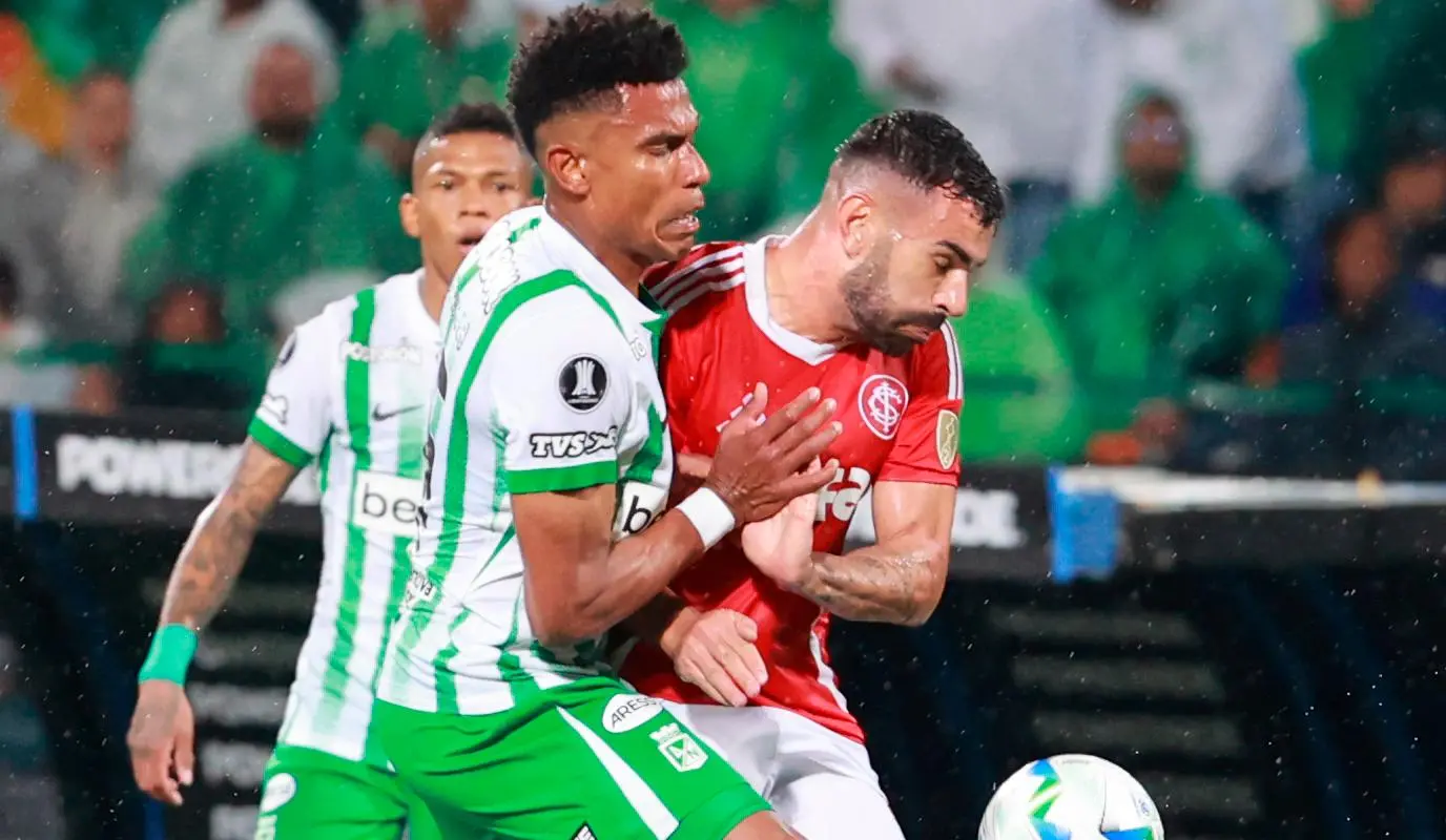 El encuentro, disputado en el estadio Atanasio Girardot de Medellín, fue dominado en gran parte por el equipo local, que mostró un juego ofensivo efectivo y una solidez defensiva que le permitió controlar las acciones y neutralizar los intentos del conjunto brasileño. Foto: Manuel Saldarriaga Quintero.