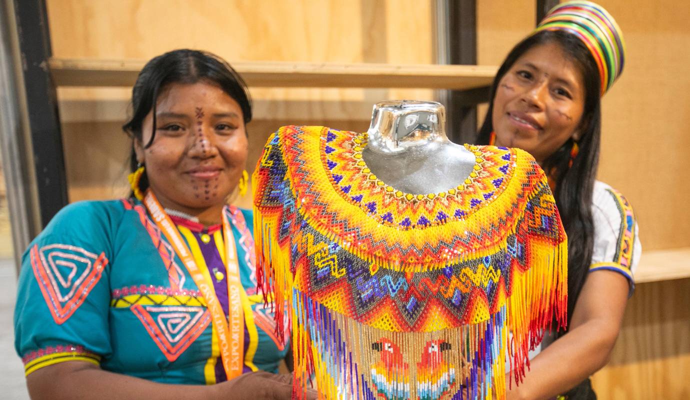 Medellín esta de fiesta y se convirtió una vez más, en el punto de encuentro de la riqueza cultural y artesanal de Colombia, con la edición número 16 de Expoartesano La Memoria 2025, una de las ferias de artesanías más importantes del país. Foto: Esneyder Gutiérrez