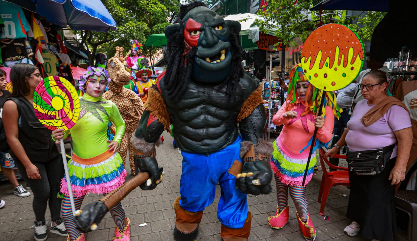 El Festival de Circos 2025 no solo ha devuelto la ilusión a quienes asisten, sino que también ha consolidado un espacio de integración y disfrute para todos los habitantes de la ciudad. Foto: Manuel Saldarriaga Quintero.