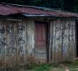 En las zonas rurales del Bajo Cauca, Norte y Nordeste cada vez son más frecuentes los reportes de grupos que imponen restricciones a la movilidad. FOTO: Julio César Herrera