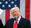 Trump dijo que “no sabe” si debe respetar la Constitución, pero afirmó que acatará las decisiones de la Corte Suprema. FOTO: AFP