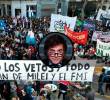 En las afueras del Congreso de Argentina, en Buenos Aires, hubo celebración por la decisión de la Cámara. FOTO AFP