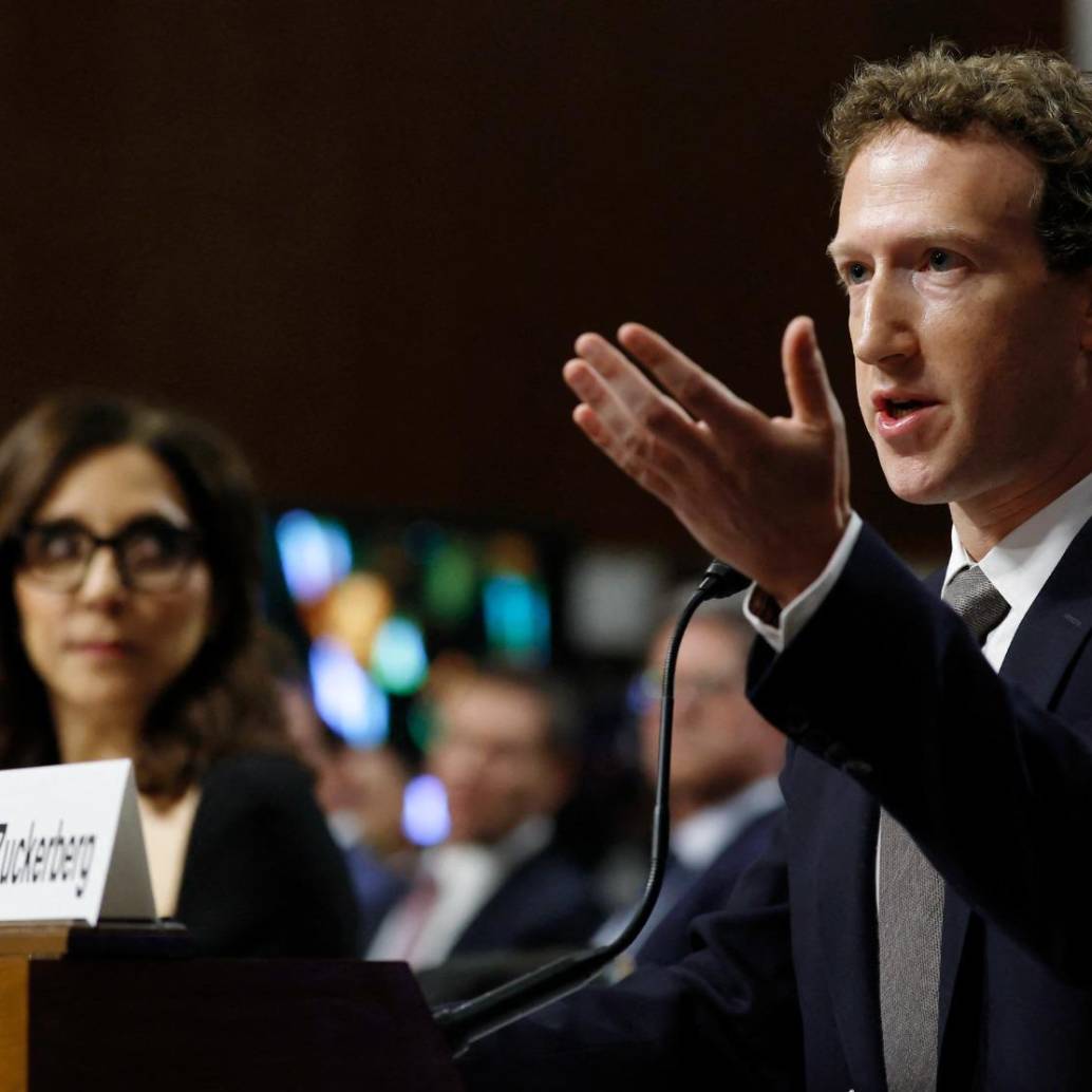El patrimonio neto de Mark Zuckerberg se redujo en cerca de US$25.000 millones luego de que las acciones de Meta cayeran más de 10% el pasado jueves. Foto: AFP El patrimonio neto de Mark Zuckerberg se redujo en cerca de US$25.000 millones luego de que las acciones de Meta cayeran más de 10% el pasado jueves. Foto: AFP