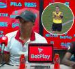 La jueza central tuvo que activar el protocolo antirracismo establecido por la Fifa. El entrenador Carlos Hernández y la jugadora Nayeli Chará explicaron lo sucedido en rueda de prensa. Fotos: Captura de video Dimayor