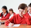 El aumento del estrés y la ansiedad en las aulas está afectando la concentración, la motivación y el bienestar emocional de miles de estudiantes en Colombia, según UNICEF y especialistas en salud mental escolar. FOTO Depositphotos