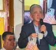 El expresidente Álvaro Uribe en la Tienda Tocayo, de Sabaneta. FOTO: Manuel Saldarriaga