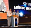 Jorge Mario Velásquez, presidente de Grupo Argos, fue condecorado por la Andi. FOTO tomada de X