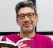 Antonio García Ángel ganó el Premio Nacional de Periodismo Simón Bolívar, en la categoría Crónica de Audio, por el podcast Salve, salve, simpar carnaval. Foto: Esneyder Gutiérrez