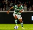 Luis Javier Suárez puede inmortalizar su camiseta número 97 si logra marcar ante Estrela y se convierte en el primer jugador de Sporting de Lisboa en conseguir 8 goles ligueros consecutivos en los últimos 68 años. FOTO: <b>GETTY</b>