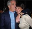 Maxwell, cómplice de Jeffrey Epstein y condenada 20 años por tráfico sexual, presentó una apelación ante la Corte Suprema de Estados Unidos para que revoquen su condena. FOTO: Getty