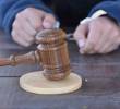El proyecto busca cambiar la forma como se juzga a menores entre 14 a 17 años en delitos como homicidio, hurto calificado, terrorismo y delitos sexuales. Foto: Getty