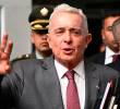 Álvaro Uribe fue presidente de 2002 a 2010. Dos años después comenzó el proceso penal que terminó con una condena de primera instancia. El Tribunal Superior de Bogotá también resolverá esa apelación. <b><span class=mln_uppercase_mln> </span></b>FOTO<b><span class=mln_uppercase_mln> AFP</span></b>