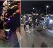 Momento en el que varios ciudadanos se detuvieron a ayudar a la motociclista afectada, para atenderla y ayudarle a sacar la moto del hueco. FOTO: Captura video @santiagolopezp
